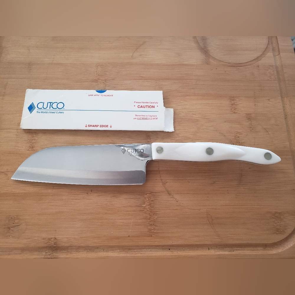 Cutco 2166 Santoku Kitchen Knife